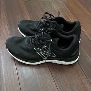 New Balance Men's Black and White Athletic Shoes
